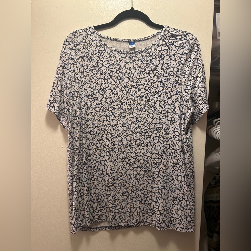 Old Navy Floral Print Top